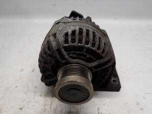 Gebruikte Dynamo Volvo S60 I (RS/HV) 2.4 D5 20V Prijs € 36,75 Margeregeling aangeboden door Reclycar De Boer BV