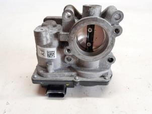 Gebruikte Gasklephuis Renault Captur (2R) 0.9 Energy TCE 12V Prijs € 36,75 Margeregeling aangeboden door Reclycar De Boer BV