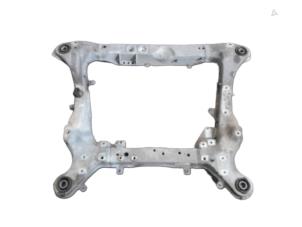 Gebruikte Subframe Volvo XC90 I 3.2 24V Prijs € 105,00 Margeregeling aangeboden door Reclycar De Boer BV