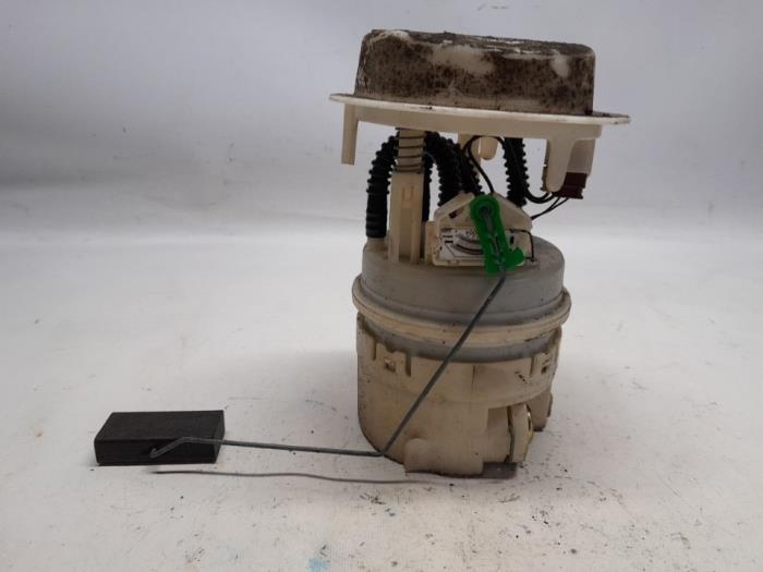 Gebruikte Tank element Pomp Peugeot 307 CC (3B) 2.0 16V Prijs € 42,00 Margeregeling aangeboden door Reclycar De Boer BV