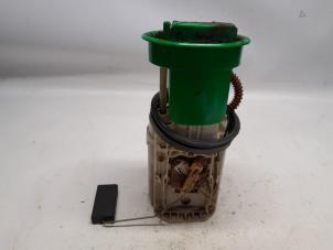 Gebruikte Brandstofpomp Elektrisch Volkswagen Touran (1T1/T2) 1.6 FSI 16V Prijs € 42,00 Margeregeling aangeboden door Reclycar De Boer BV