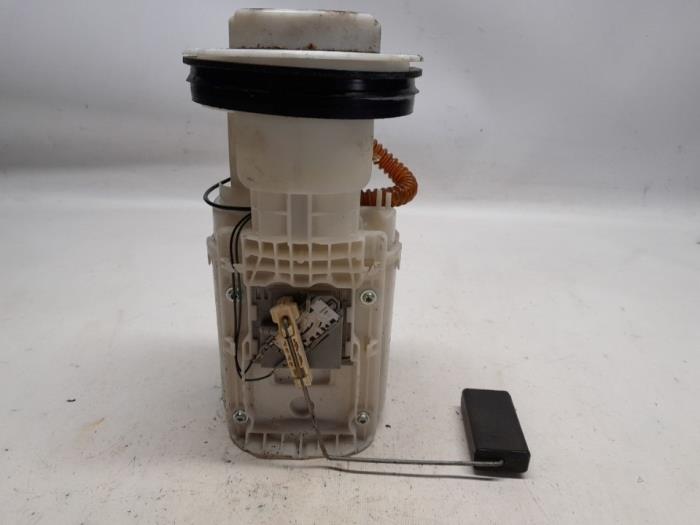 Gebruikte Tank element Pomp Skoda Fabia II (5J) 1.4i 16V Prijs € 42,00 Margeregeling aangeboden door Reclycar De Boer BV