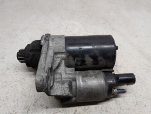 Gebruikte Startmotor Volkswagen Polo IV (9N1/2/3) 1.4 16V Prijs € 26,25 Margeregeling aangeboden door Reclycar De Boer BV