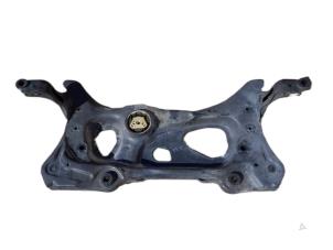 Gebruikte Subframe Volkswagen Golf VII (AUA) 1.4 TGI 16V Prijs € 52,50 Margeregeling aangeboden door Reclycar De Boer BV