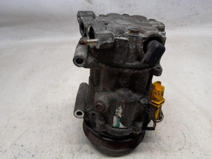 Gebruikte Aircopomp Peugeot 207/207+ (WA/WC/WM) 1.6 16V VTi Prijs € 78,75 Margeregeling aangeboden door Reclycar De Boer BV