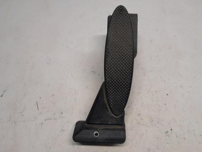 Gebruikte Gaspedaalpositie Sensor Mini Countryman (R60) 1.6 Cooper D Prijs € 26,25 Margeregeling aangeboden door Reclycar De Boer BV