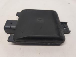 Gebruikte Dode hoek sensor Skoda Scala 1.6 TDI Prijs € 168,00 Margeregeling aangeboden door Reclycar De Boer BV