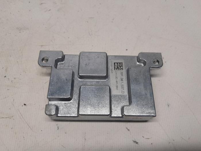 Gebruikte Module LED koplamp Skoda Scala 1.6 TDI Prijs € 78,75 Margeregeling aangeboden door Reclycar De Boer BV
