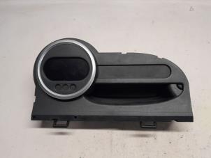 Gebruikte Kilometerteller KM Renault Twingo II (CN) 1.5 dCi 90 FAP Prijs € 47,25 Margeregeling aangeboden door Reclycar De Boer BV