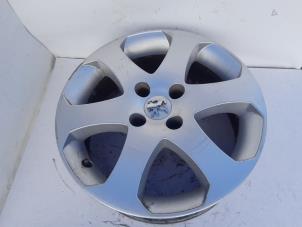 Gebruikte Velg Peugeot 207 SW (WE/WU) 1.6 16V Prijs € 52,50 Margeregeling aangeboden door Reclycar De Boer BV