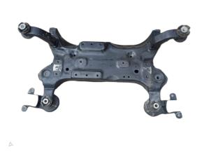 Gebruikte Subframe Chrysler Voyager/Grand Voyager (RT) 2.8 CRD 16V Grand Voyager Prijs € 210,00 Margeregeling aangeboden door Reclycar De Boer BV