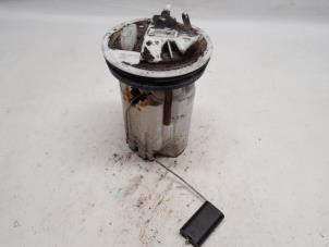 Gebruikte Tank element Pomp Ford Fiesta 6 (JA8) 1.0 EcoBoost 12V 125 Prijs € 42,00 Margeregeling aangeboden door Reclycar De Boer BV
