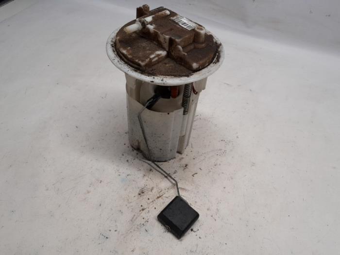 Gebruikte Tank element Pomp Citroen C4 Picasso (UD/UE/UF) 1.6 16V VTi 120 Prijs € 42,00 Margeregeling aangeboden door Reclycar De Boer BV