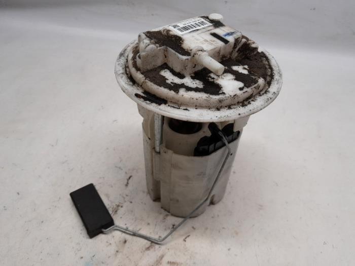 Gebruikte Tank element Pomp Peugeot 207 SW (WE/WU) 1.6 16V Prijs € 36,75 Margeregeling aangeboden door Reclycar De Boer BV