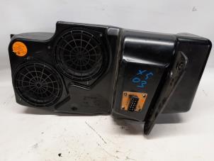 Gebruikte Subwoofer BMW X5 (E53) 3.0d 24V Prijs € 52,50 Margeregeling aangeboden door Reclycar De Boer BV