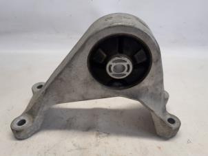 Gebruikte Motorsteun Renault Megane E-Tech (RCB) Prijs € 26,25 Margeregeling aangeboden door Reclycar De Boer BV