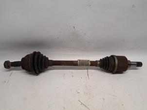 Gebruikte Steekas links-voor Citroen C4 Cactus (0B/0P) 1.6 Blue Hdi 100 Prijs € 84,00 Margeregeling aangeboden door Reclycar De Boer BV