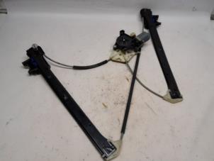 Gebruikte Raammechaniek 4Deurs rechts-achter Audi Q7 (4MB/4MG) 3.0 TDI V6 24V Ultra Prijs € 36,75 Margeregeling aangeboden door Reclycar De Boer BV