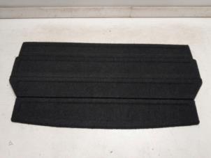 Gebruikte Hoedenplank Opel Meriva 1.6 16V Prijs € 52,50 Margeregeling aangeboden door Reclycar De Boer BV