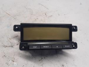 Gebruikte Display Interieur Kia Cee'd Sporty Wagon (EDF) 1.4 16V Prijs € 52,50 Margeregeling aangeboden door Reclycar De Boer BV