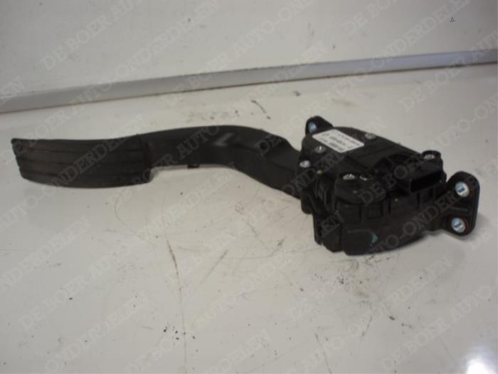 Gebruikte Sensor Gaspedaalpositie Renault Twingo II (CN) 1.2 Prijs € 26,25 Margeregeling aangeboden door Reclycar De Boer BV