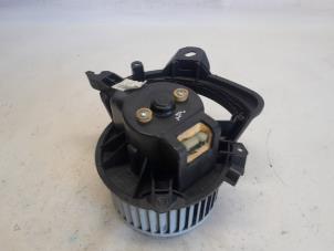 Gebruikte Aanjager Opel Corsa D 1.6i OPC 16V Turbo Prijs € 36,75 Margeregeling aangeboden door Reclycar De Boer BV