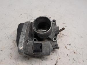 Gebruikte Gasklephuis Skoda Fabia (6Y5) 1.4i 16V Prijs € 36,75 Margeregeling aangeboden door Reclycar De Boer BV