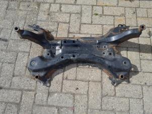 Gebruikte Subframe Toyota RAV4 (A3) 2.2 D-4D-F 16V 4x4 Prijs € 78,75 Margeregeling aangeboden door Reclycar De Boer BV