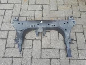 Gebruikte Subframe Dacia Spring 45 Prijs € 157,50 Margeregeling aangeboden door Reclycar De Boer BV