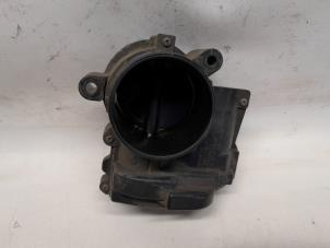 Gebruikte Gasklephuis Peugeot 207/207+ (WA/WC/WM) 1.4 16V VTi Prijs € 31,50 Margeregeling aangeboden door Reclycar De Boer BV