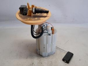 Gebruikte Brandstofpomp Elektrisch Ford Kuga III (DFK) 2.5 FHEV 16V Prijs € 105,00 Margeregeling aangeboden door Reclycar De Boer BV