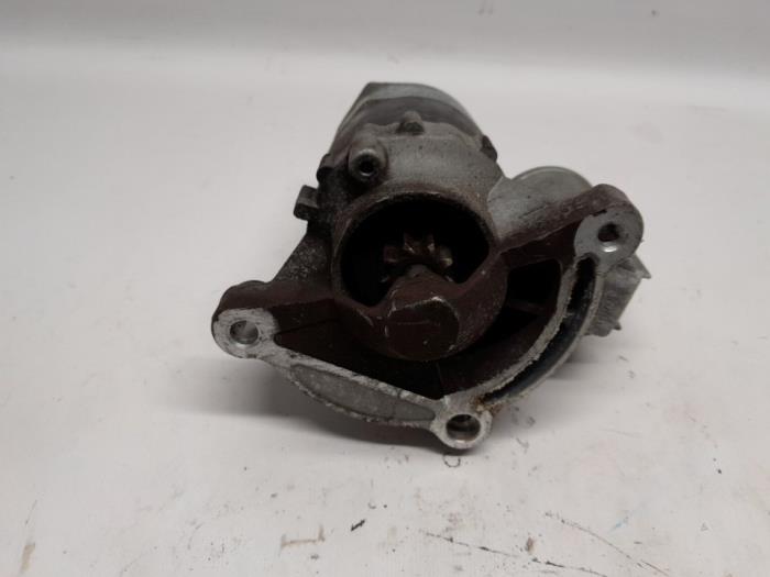 Gebruikte Startmotor Peugeot 206+ (2L/M) 1.4 XS Prijs € 26,25 Margeregeling aangeboden door Reclycar De Boer BV