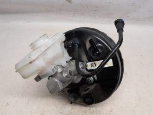 Gebruikte Rembekrachtiger Mazda MX-5 (ND) 2.0 SkyActiv G-184 16V Prijs € 105,00 Margeregeling aangeboden door Reclycar De Boer BV