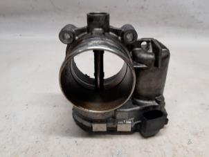 Gebruikte Gasklephuis Volvo V70 (BW) 2.4 D5 20V AWD Prijs € 78,75 Margeregeling aangeboden door Reclycar De Boer BV