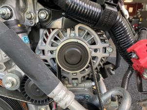 Gebruikte Alternator Mazda MX-5 (ND) 2.0 SkyActiv G-184 16V Prijs € 105,00 Margeregeling aangeboden door Reclycar De Boer BV