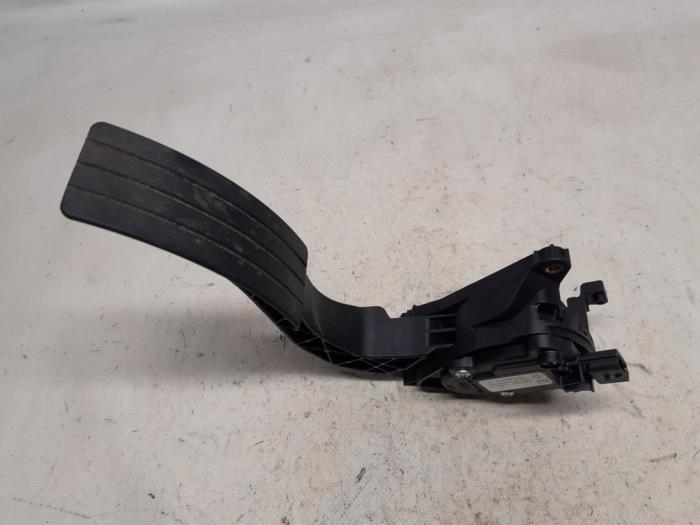 Gebruikte Gaspedaalpositie Sensor Renault Captur I (2R) 1.2 TCE 16V EDC Prijs € 26,25 Margeregeling aangeboden door Reclycar De Boer BV