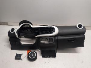 Gebruikte Airbag Set + Module Renault Twingo III (AH) 1.0 SCe 70 12V Prijs € 787,50 Margeregeling aangeboden door Reclycar De Boer BV