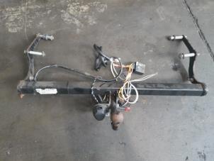 Gebruikte Trekhaak Renault Captur (2R) 1.2 TCE 16V EDC Prijs € 210,00 Margeregeling aangeboden door Reclycar De Boer BV