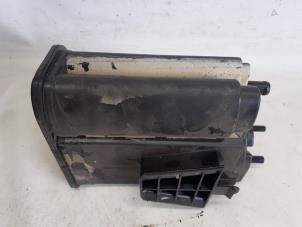 Gebruikte Koolstoffilter Renault Austral 1.2 Mild Hybrid Advanced 130 Prijs € 105,00 Margeregeling aangeboden door Reclycar De Boer BV