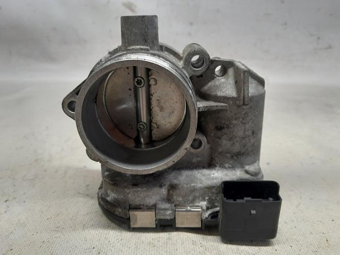 Gebruikte Gasklephuis Peugeot 307 (3A/C/D) 1.6 16V Prijs € 15,75 Margeregeling aangeboden door Reclycar De Boer BV
