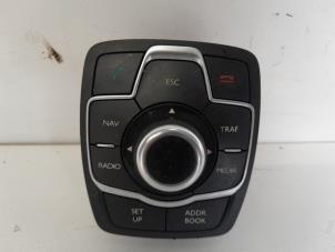 Gebruikte Bediening boordcomputer Peugeot 508 (8D) 1.6 THP 16V Prijs € 36,75 Margeregeling aangeboden door Reclycar De Boer BV