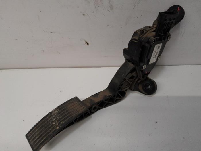 Gebruikte Gaspedaalpositie Sensor Hyundai i10 (B5) 1.0 12V Prijs € 26,25 Margeregeling aangeboden door Reclycar De Boer BV