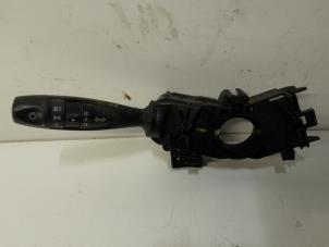 Gebruikte Schakelaar Licht Hyundai i10 (B5) 1.0 12V Prijs € 26,25 Margeregeling aangeboden door Reclycar De Boer BV