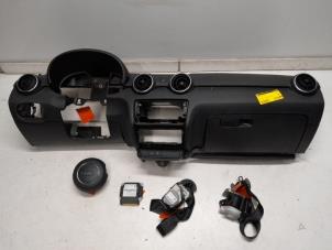 Gebruikte Airbag Set + Module Audi A1 Sportback (8XA/8XF) 1.0 TFSI Ultra 12V Prijs € 840,00 Margeregeling aangeboden door Reclycar De Boer BV