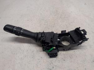 Gebruikte Licht Schakelaar Toyota Yaris III (P13) 1.5 16V Hybrid Prijs € 26,25 Margeregeling aangeboden door Reclycar De Boer BV
