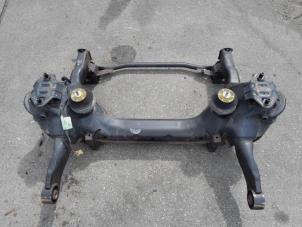 Gebruikte Subframe Jaguar XJ8 (X308) 3.2 V8 32V Executive Prijs € 367,50 Margeregeling aangeboden door Reclycar De Boer BV