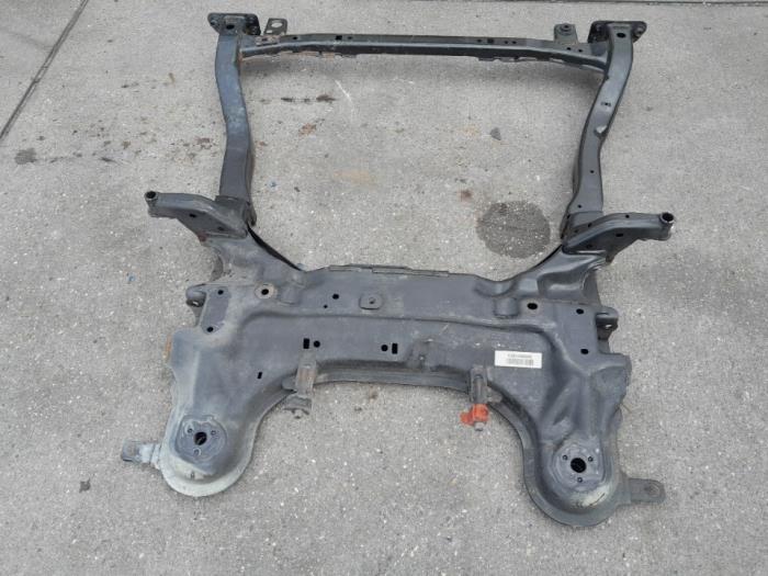 Gebruikte Subframe Opel Mokka/Mokka X 1.4 Turbo 16V Bi-fuel ecoFLEX 4x2 Prijs € 52,50 Margeregeling aangeboden door Reclycar De Boer BV