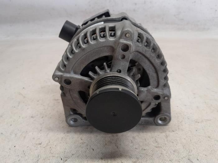 Gebruikte Dynamo Ford EcoSport (JK8) 1.0 EcoBoost 12V 125 Prijs € 78,75 Margeregeling aangeboden door Reclycar De Boer BV
