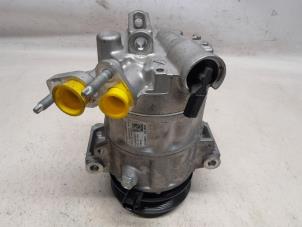 Gebruikte Aircopomp Ford EcoSport (JK8) 1.0 EcoBoost 12V 125 Prijs € 78,75 Margeregeling aangeboden door Reclycar De Boer BV