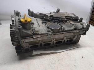 Gebruikte Cilinderkop Renault Scénic I (JA) 1.6 16V Prijs € 315,00 Margeregeling aangeboden door Reclycar De Boer BV